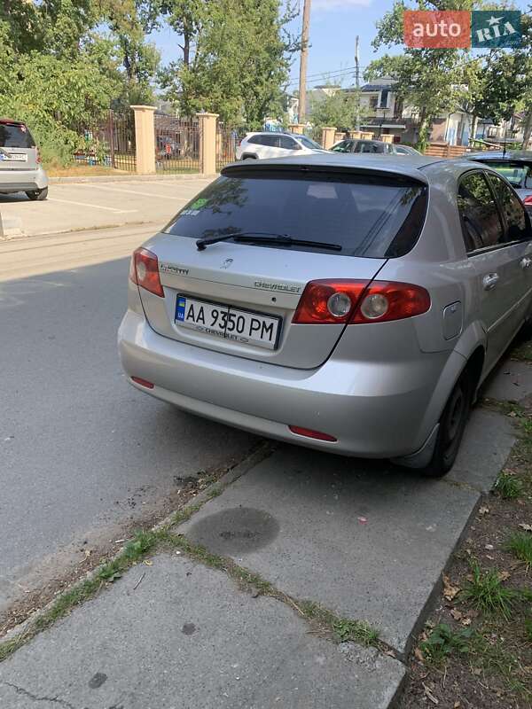 Хетчбек Chevrolet Lacetti 2005 в Києві