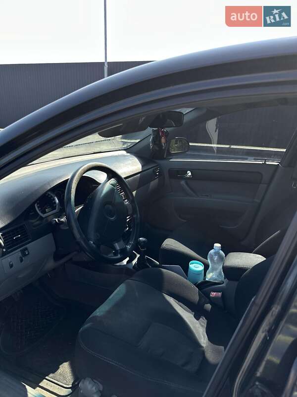 Седан Chevrolet Lacetti 2008 в Львові