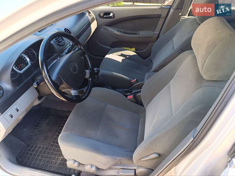 Універсал Chevrolet Lacetti 2012 в Хмельницькому