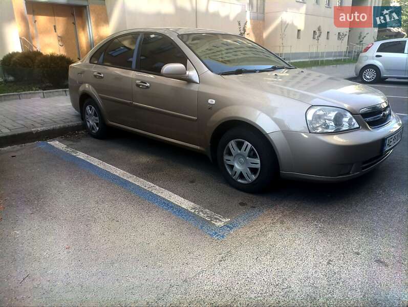Седан Chevrolet Lacetti 2006 в Першотравенську