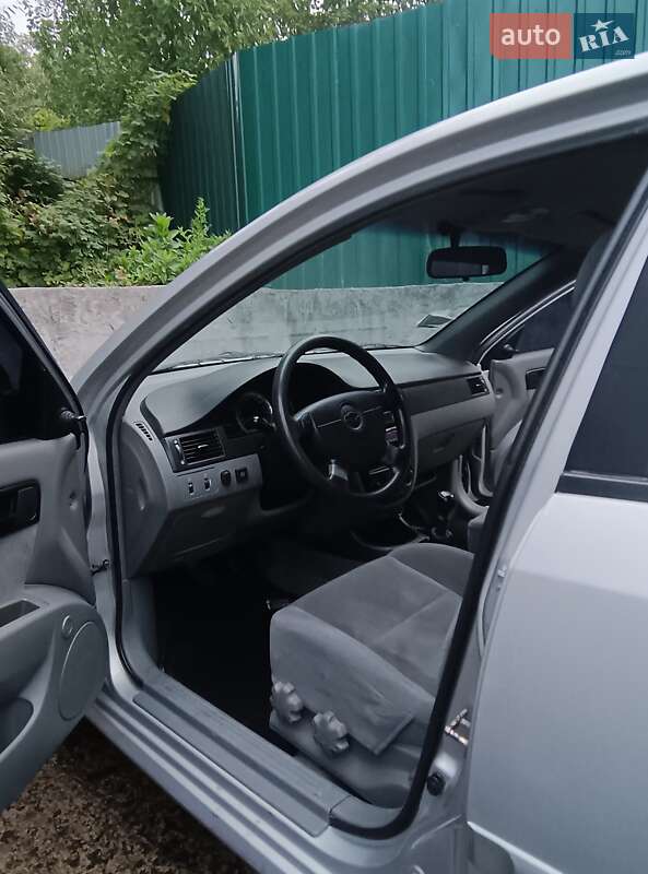 Chevrolet Lacetti 2005