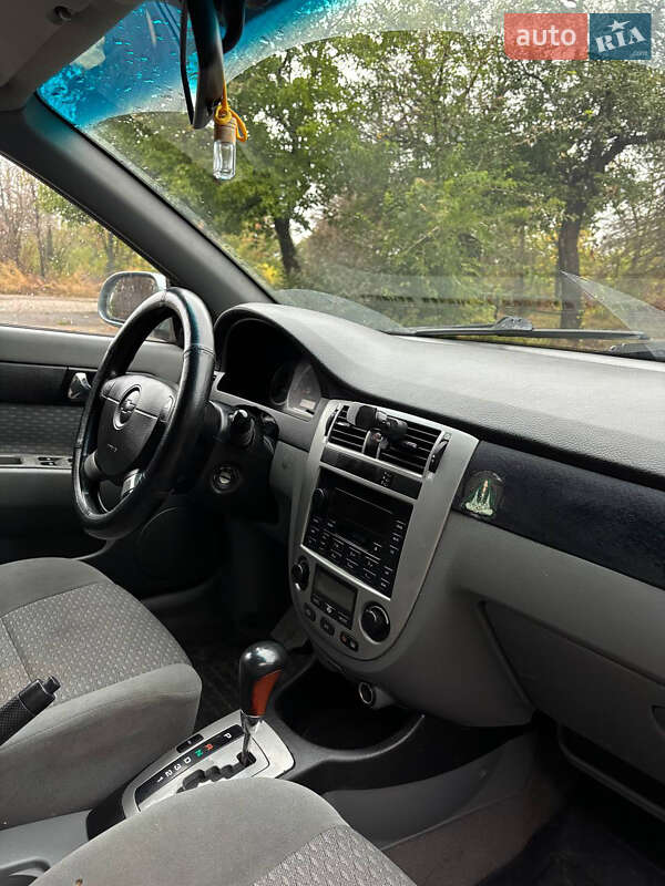 Седан Chevrolet Lacetti 2004 в Києві