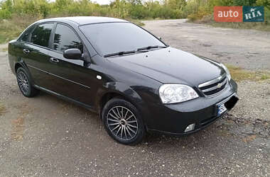 Седан Chevrolet Lacetti 2005 в Волочиске