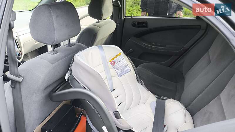 Хэтчбек Chevrolet Lacetti 2008 в Ужгороде