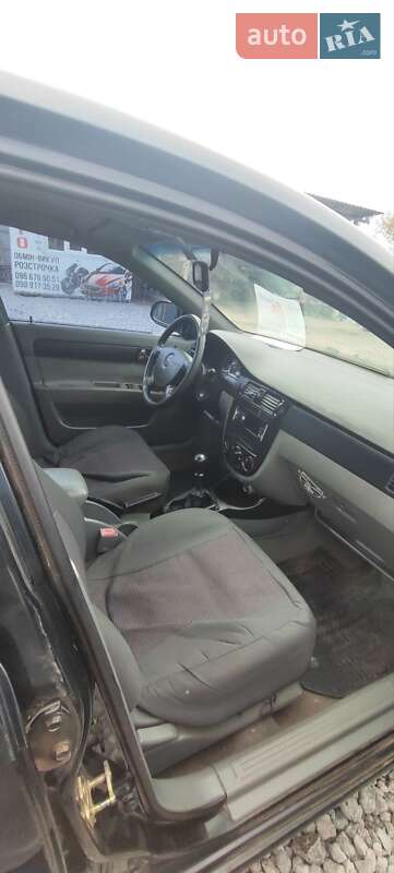 Седан Chevrolet Lacetti 2006 в Кривом Роге