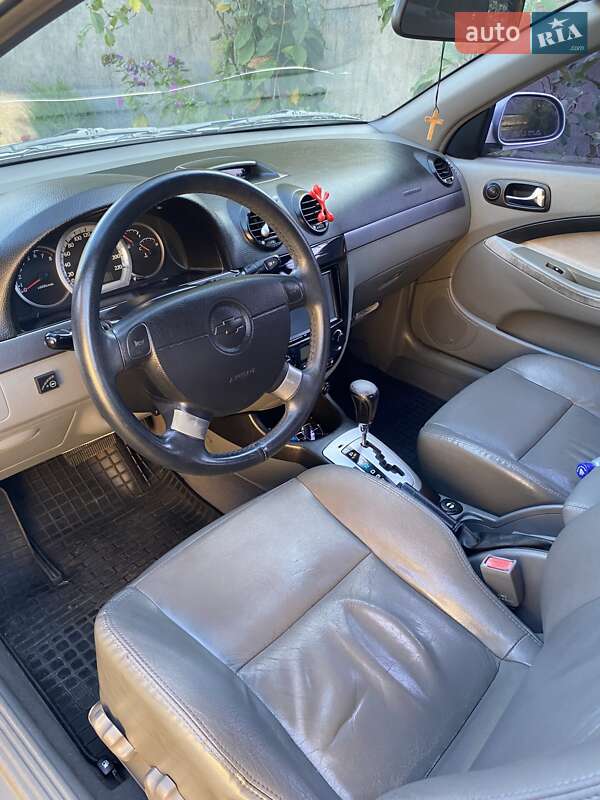 Хэтчбек Chevrolet Lacetti 2005 в Хусте фото 8 Хэтчбек Chevrolet Lacetti 2005 в Хусте