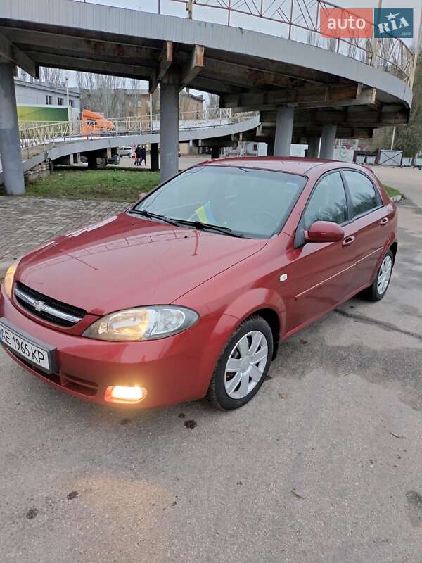 Хэтчбек Chevrolet Lacetti 2008 в Кривом Роге