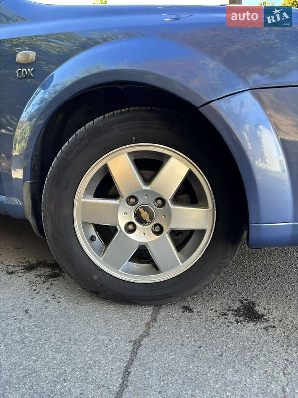 Универсал Chevrolet Lacetti 2005 в Киеве фото 14 Универсал Chevrolet Lacetti 2005 в Киеве