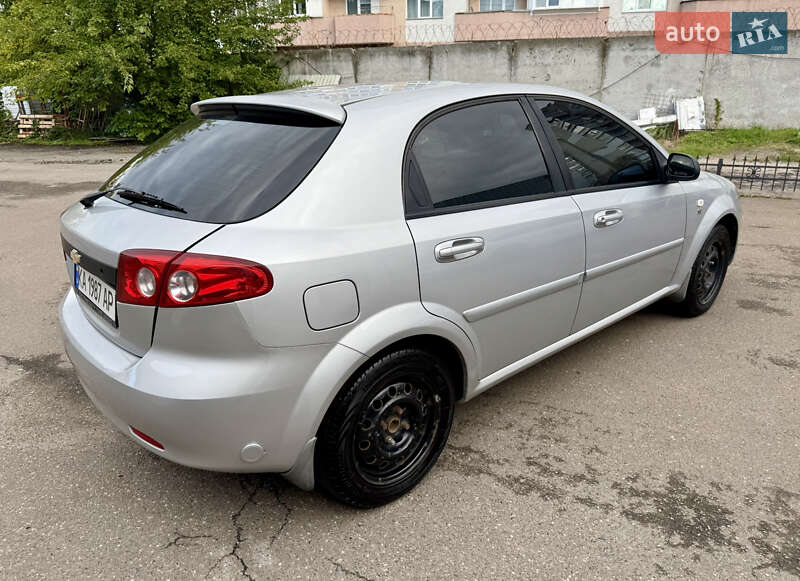 Хэтчбек Chevrolet Lacetti 2008 в Киеве фото 5 Хэтчбек Chevrolet Lacetti 2008 в Киеве