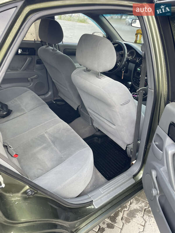 Седан Chevrolet Lacetti 2005 в Львове фото 11 Седан Chevrolet Lacetti 2005 в Львове