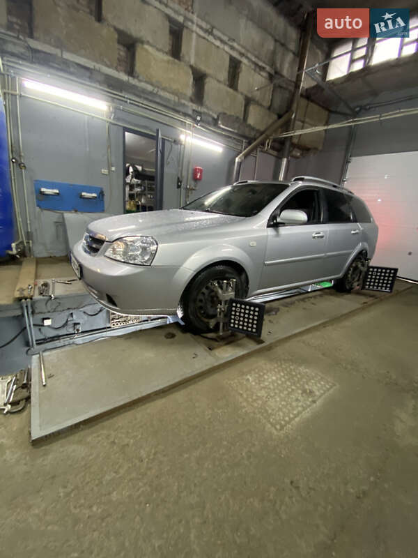 Універсал Chevrolet Lacetti 2011 в Києві