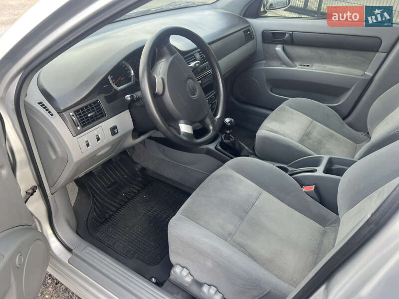 Седан Chevrolet Lacetti 2012 в Києві