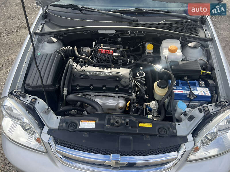 Седан Chevrolet Lacetti 2012 в Києві
