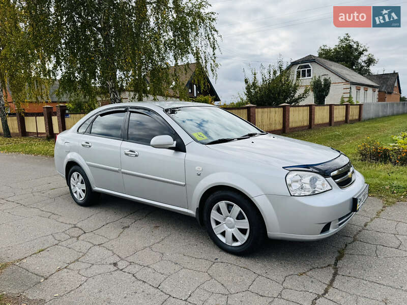 Седан Chevrolet Lacetti 2006 в Ромнах