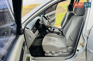 Седан Chevrolet Lacetti 2006 в  фото 11 Седан Chevrolet Lacetti 2006 в