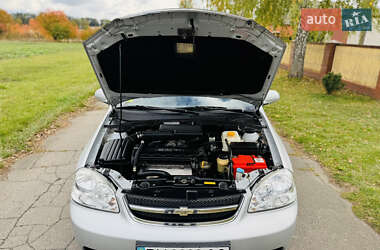 Седан Chevrolet Lacetti 2006 в  фото 17 Седан Chevrolet Lacetti 2006 в