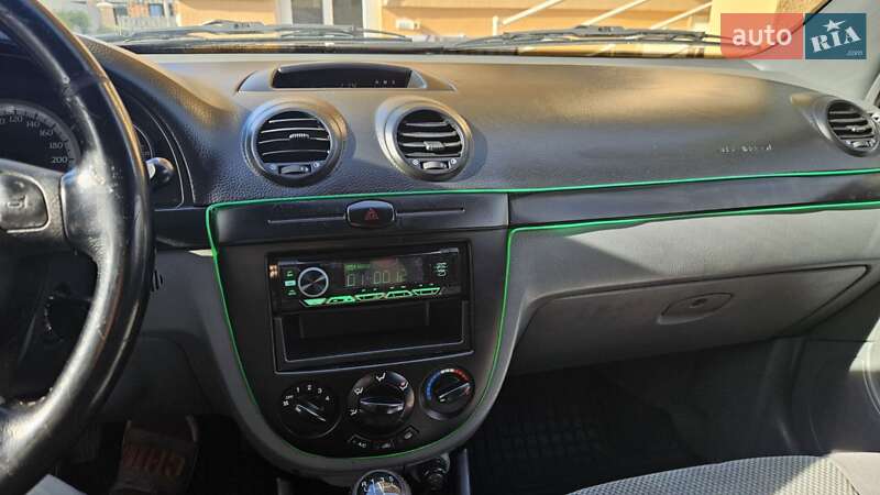 Хетчбек Chevrolet Lacetti 2007 в Ужгороді