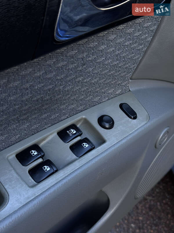 Седан Chevrolet Lacetti 2005 в Чернігові