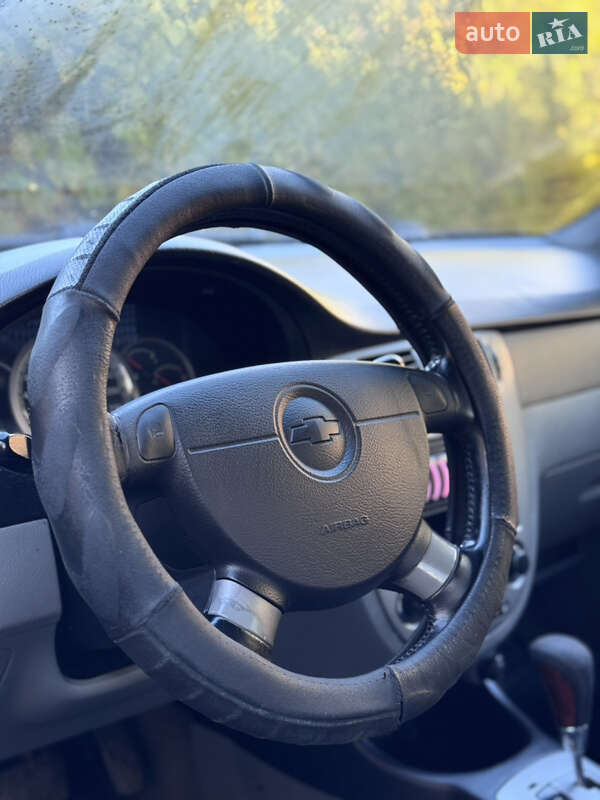 Седан Chevrolet Lacetti 2005 в Чернігові