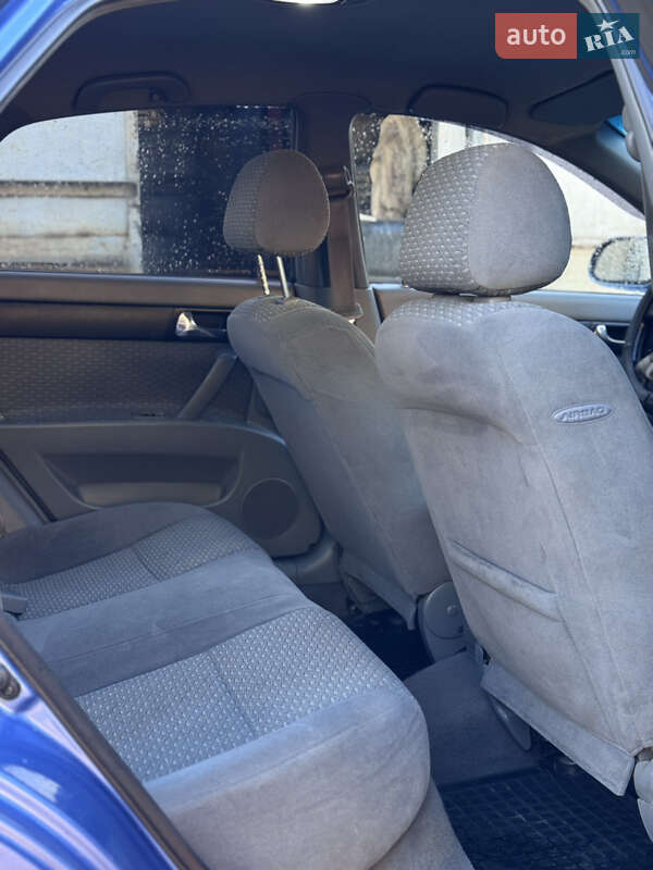 Седан Chevrolet Lacetti 2005 в Чернігові