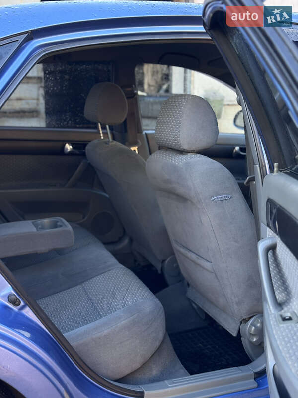 Седан Chevrolet Lacetti 2005 в Чернігові