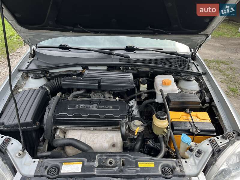 Седан Chevrolet Lacetti 2006 в Днепре фото 12 Седан Chevrolet Lacetti 2006 в Днепре