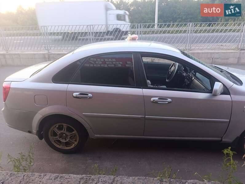Седан Chevrolet Lacetti 2008 в Полтаве