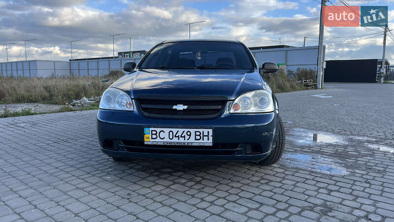 Седан Chevrolet Lacetti 2007 в Львове