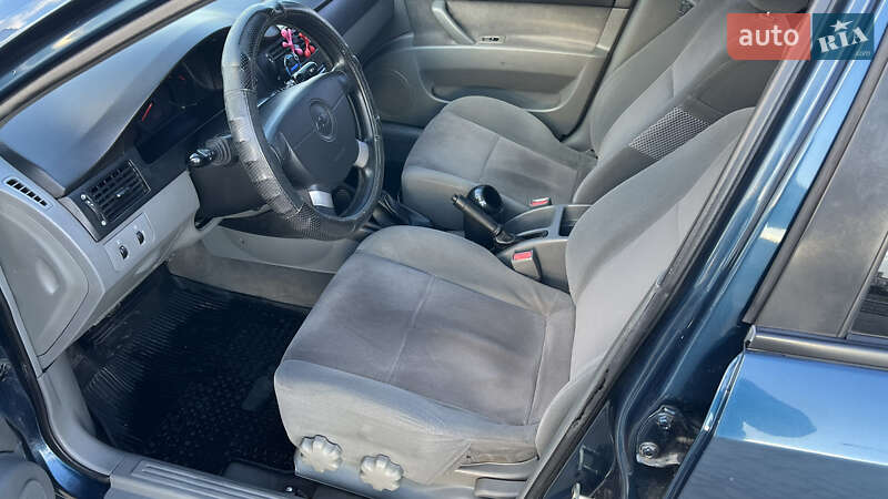 Седан Chevrolet Lacetti 2007 в Львове