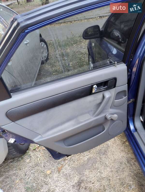 Седан Chevrolet Lacetti 2006 в Запорожье фото 11 Седан Chevrolet Lacetti 2006 в Запорожье
