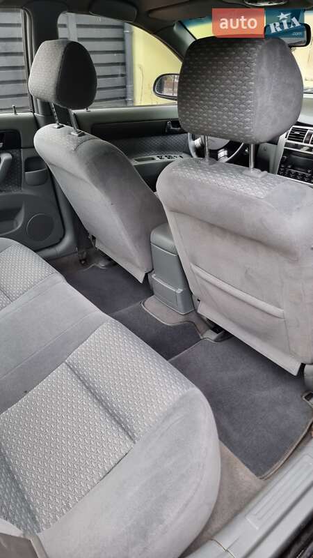Седан Chevrolet Lacetti 2004 в Киеве