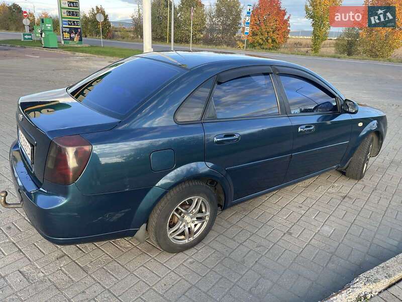 Седан Chevrolet Lacetti 2008 в Ужгороді