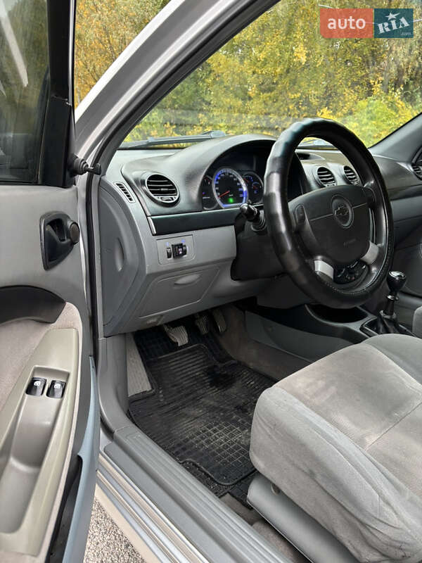 Хэтчбек Chevrolet Lacetti 2009 в Днепре фото 8 Хэтчбек Chevrolet Lacetti 2009 в Днепре