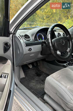 Хетчбек Chevrolet Lacetti 2009 в  фото 8 Хетчбек Chevrolet Lacetti 2009 в
