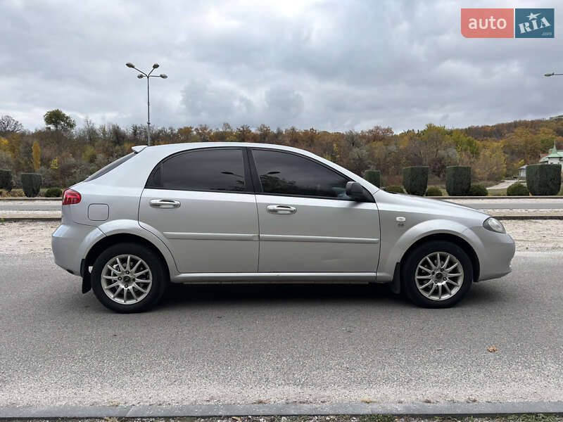 Хэтчбек Chevrolet Lacetti 2009 в Днепре фото 14 Хэтчбек Chevrolet Lacetti 2009 в Днепре