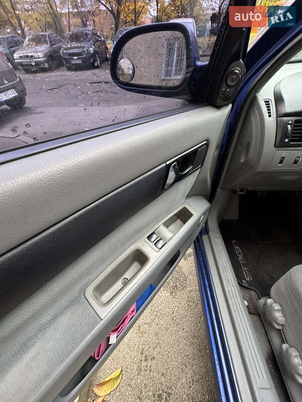 Седан Chevrolet Lacetti 2006 в Киеве фото 12 Седан Chevrolet Lacetti 2006 в Киеве