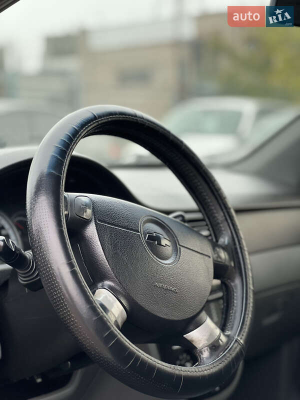 Седан Chevrolet Lacetti 2011 в Николаеве фото 9 Седан Chevrolet Lacetti 2011 в Николаеве