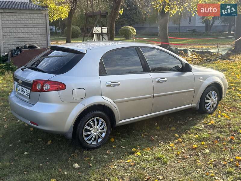Хэтчбек Chevrolet Lacetti 2005 в Золотоноше фото 5 Хэтчбек Chevrolet Lacetti 2005 в Золотоноше