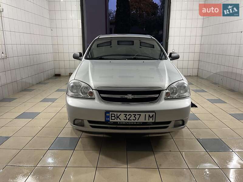 Седан Chevrolet Lacetti 2007 в Костополе фото Седан Chevrolet Lacetti 2007 в Костополе