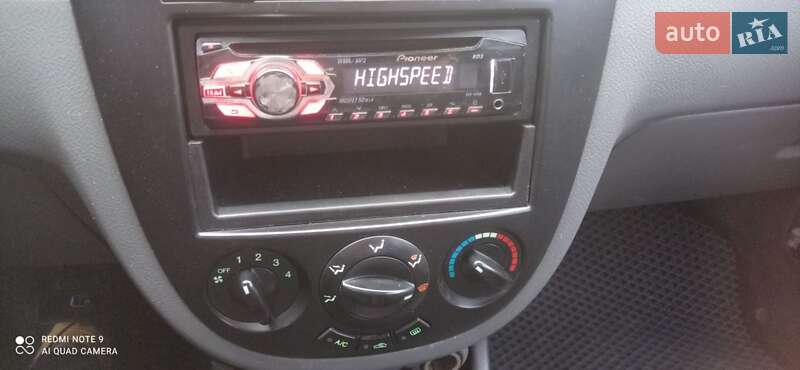 Седан Chevrolet Lacetti 2011 в Запорожье