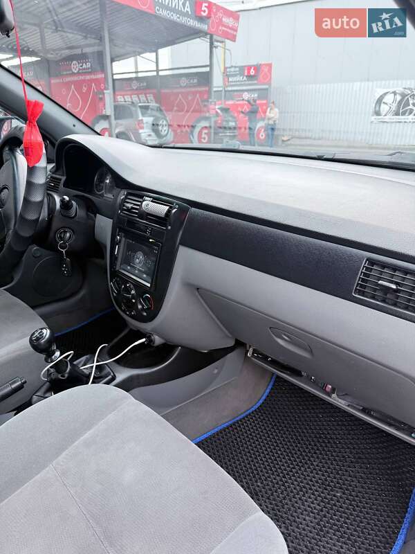 Седан Chevrolet Lacetti 2007 в Киеве фото 15 Седан Chevrolet Lacetti 2007 в Киеве