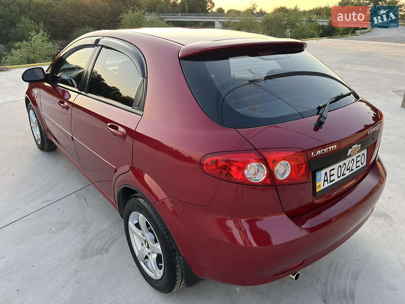 Хэтчбек Chevrolet Lacetti 2010 в Павлограде фото 18 Хэтчбек Chevrolet Lacetti 2010 в Павлограде