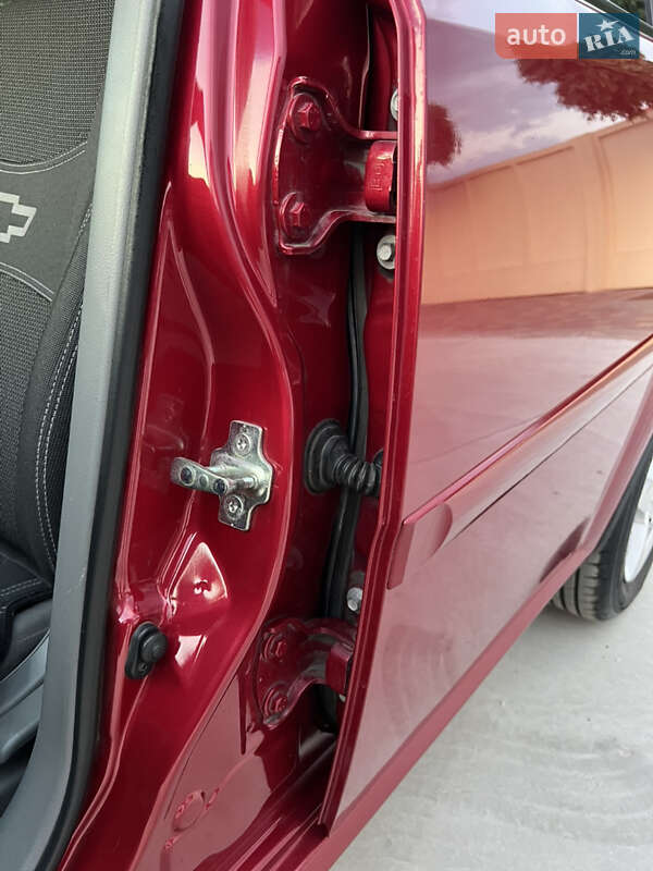 Хэтчбек Chevrolet Lacetti 2010 в Павлограде фото 74 Хэтчбек Chevrolet Lacetti 2010 в Павлограде