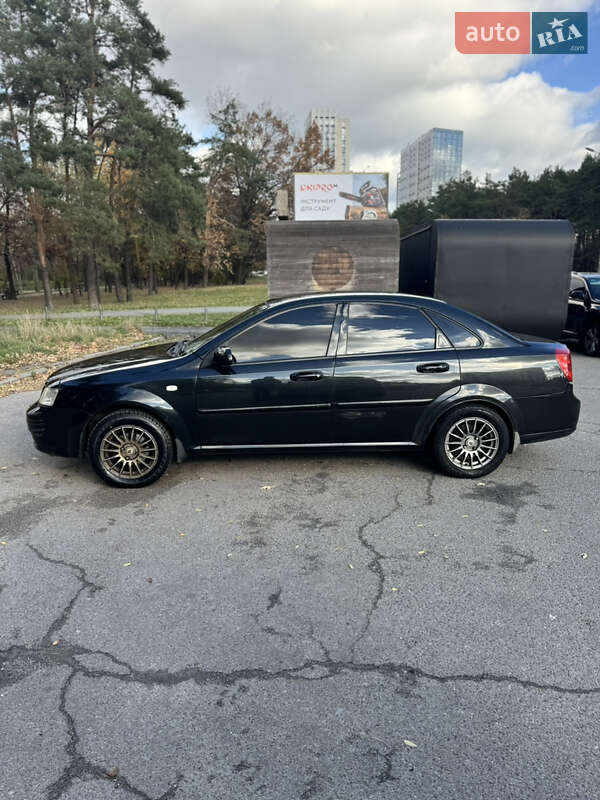 Седан Chevrolet Lacetti 2008 в Києві
