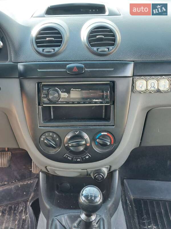 Универсал Chevrolet Lacetti 2007 в Заводском фото 13 Универсал Chevrolet Lacetti 2007 в Заводском