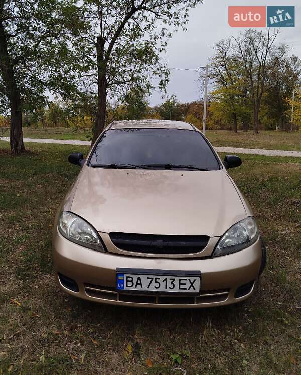 Хэтчбек Chevrolet Lacetti 2006 в Кропивницком