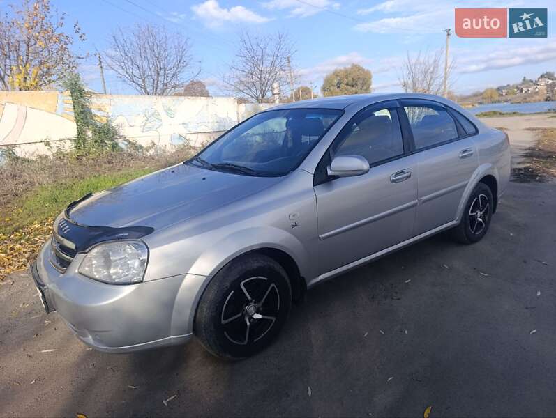 Седан Chevrolet Lacetti 2012 в Кагарлыке