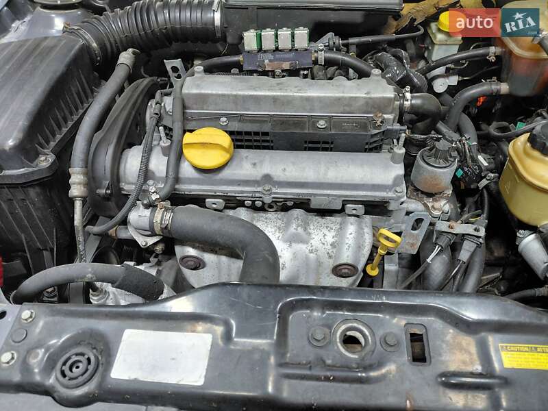 Седан Chevrolet Lacetti 2010 в Криничках