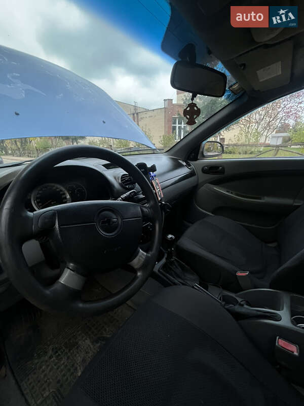 Хэтчбек Chevrolet Lacetti 2006 в Миргороде