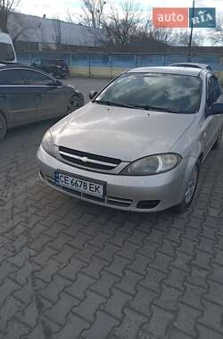Хэтчбек Chevrolet Lacetti 2004 в Хотине